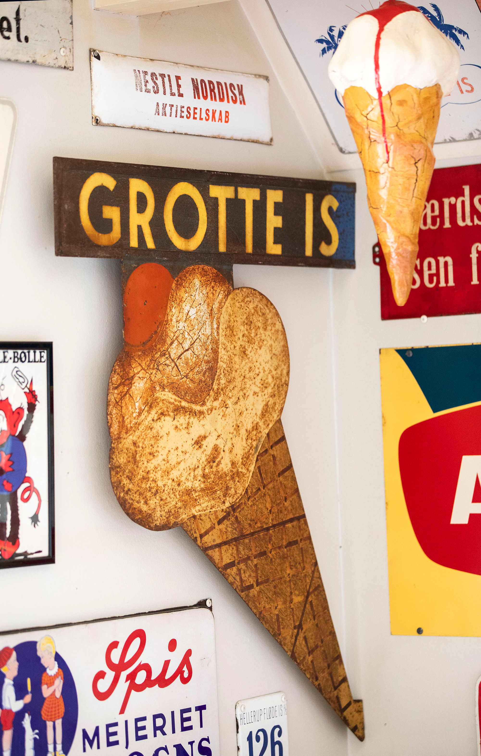 grotte-is-skilt.jpg