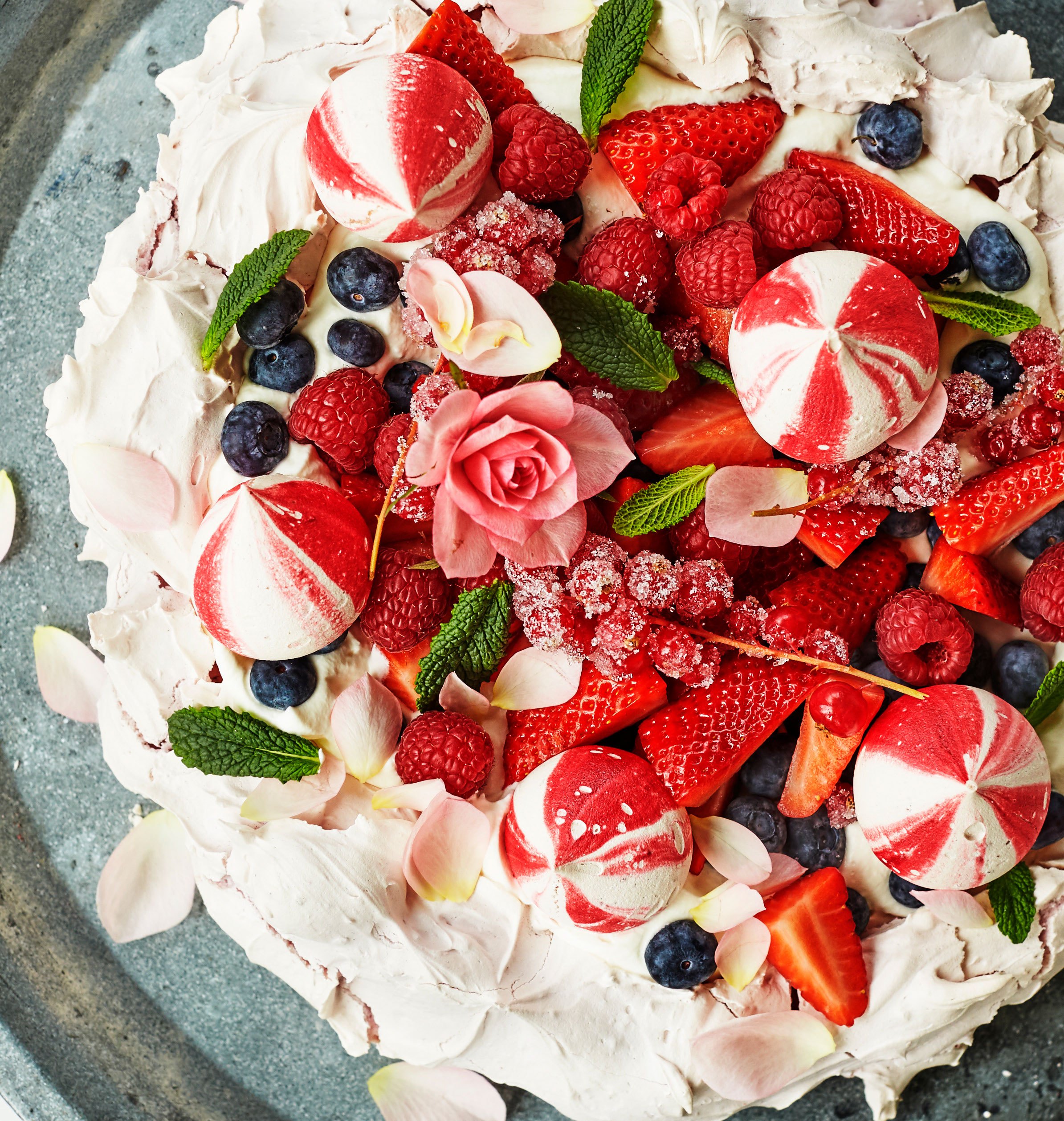 Pavlova_med_baer_og_tigerkys.jpg