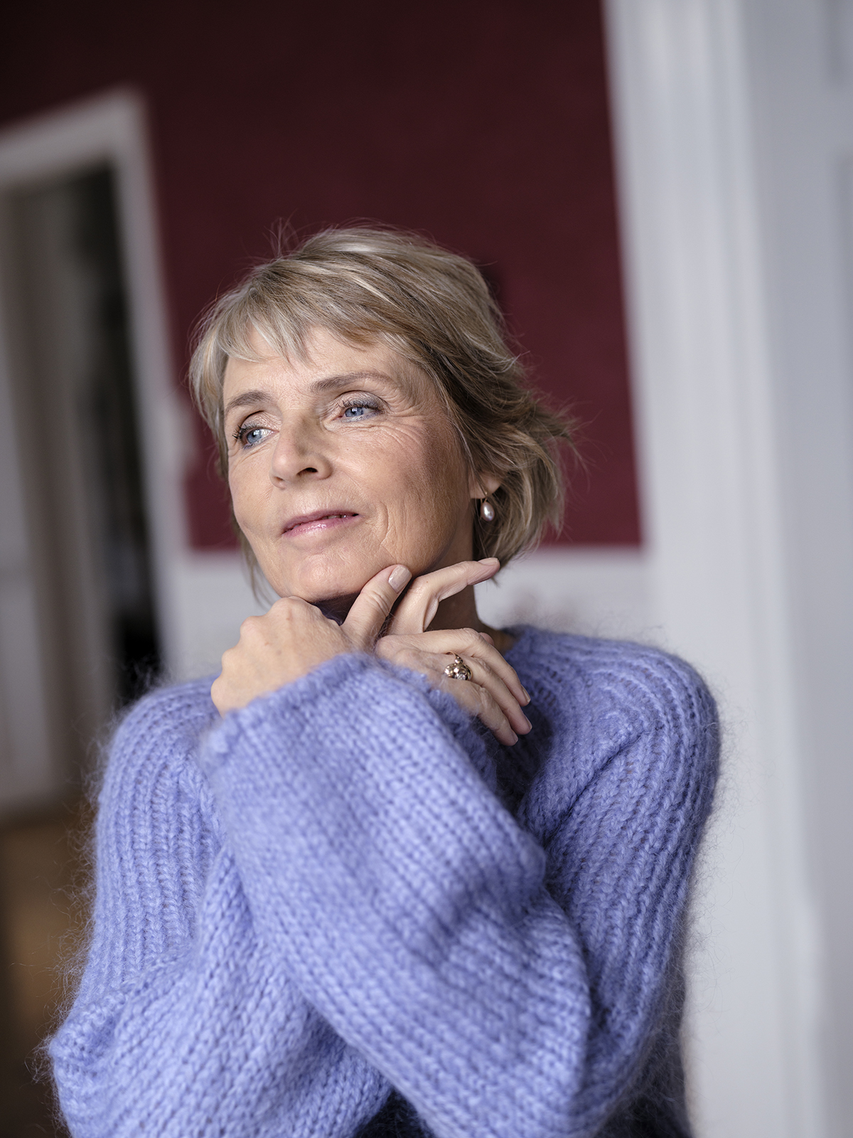 Hanne-Vibeke Holst blev kaldt ”gamle kælling” på gaden - Læs her