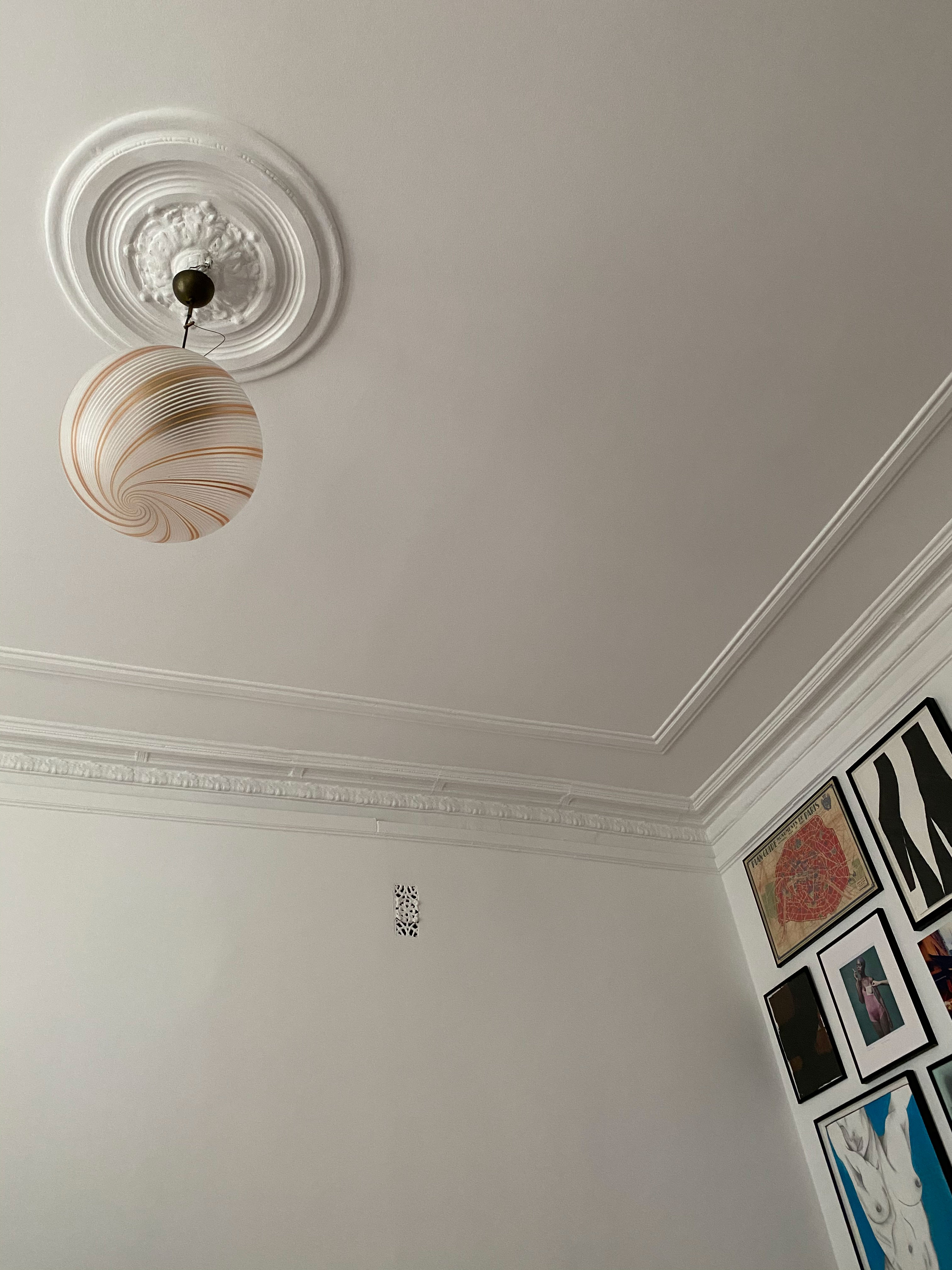 Rebecca ønsker sig endnu en Murano lampe.