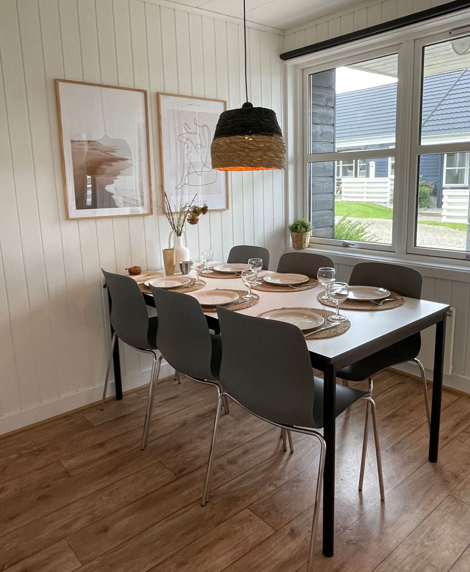 Spisestue efter.