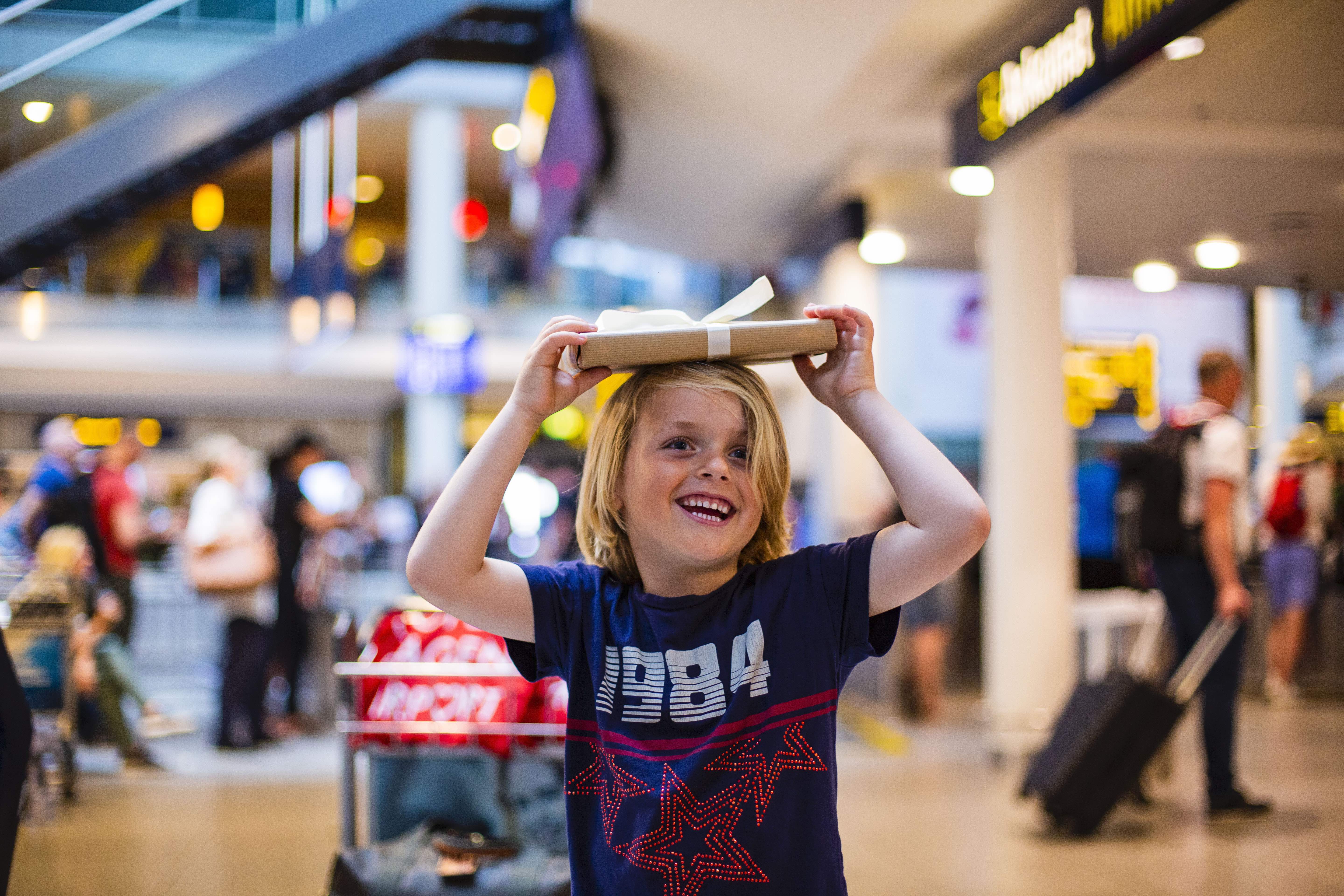 Fellow trend Gå en tur Rejsetip: Få en god oplevelse i lufthavnen med børn - ALT.dk
